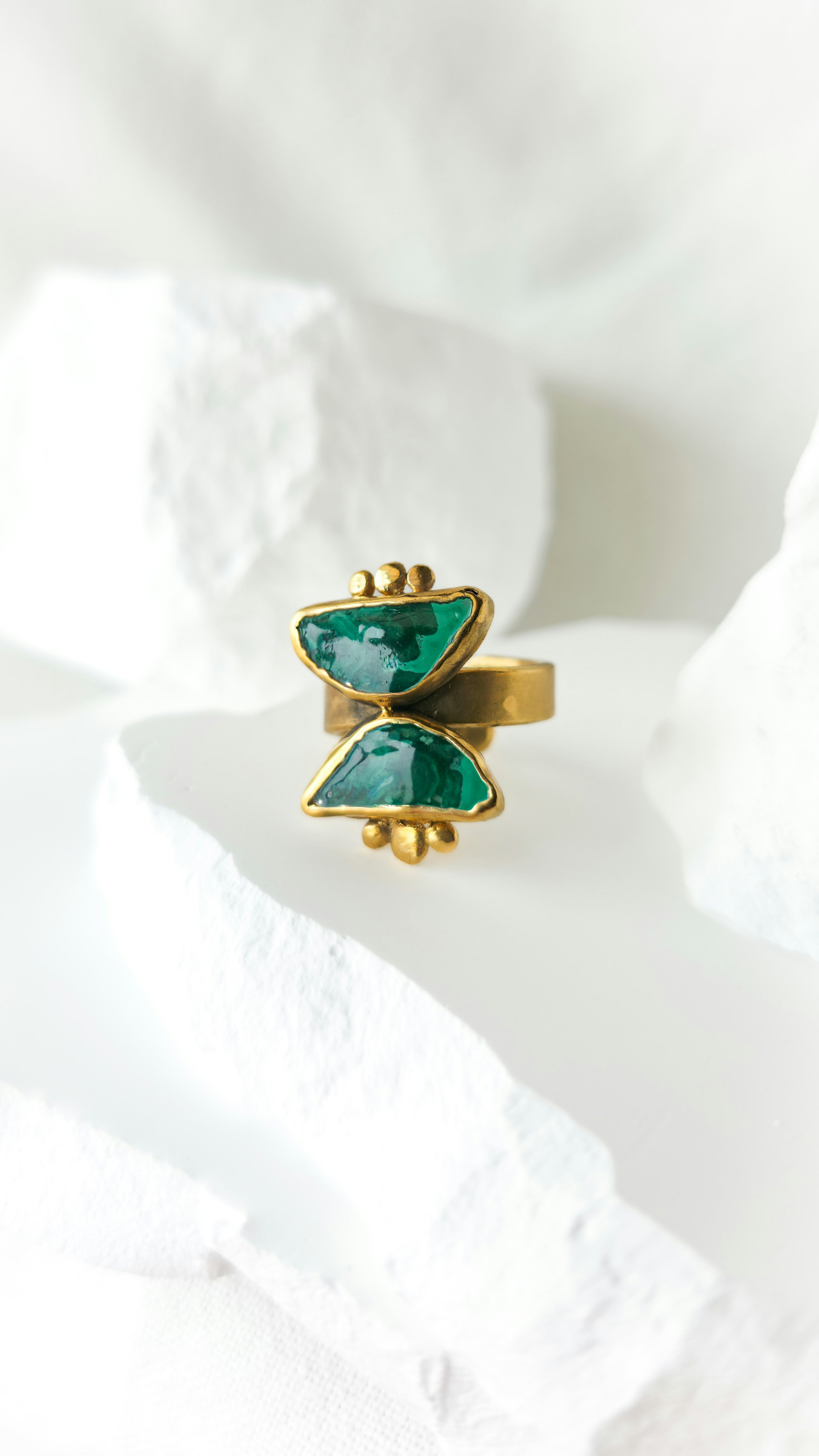 Hathor Hourglass of Time Ring