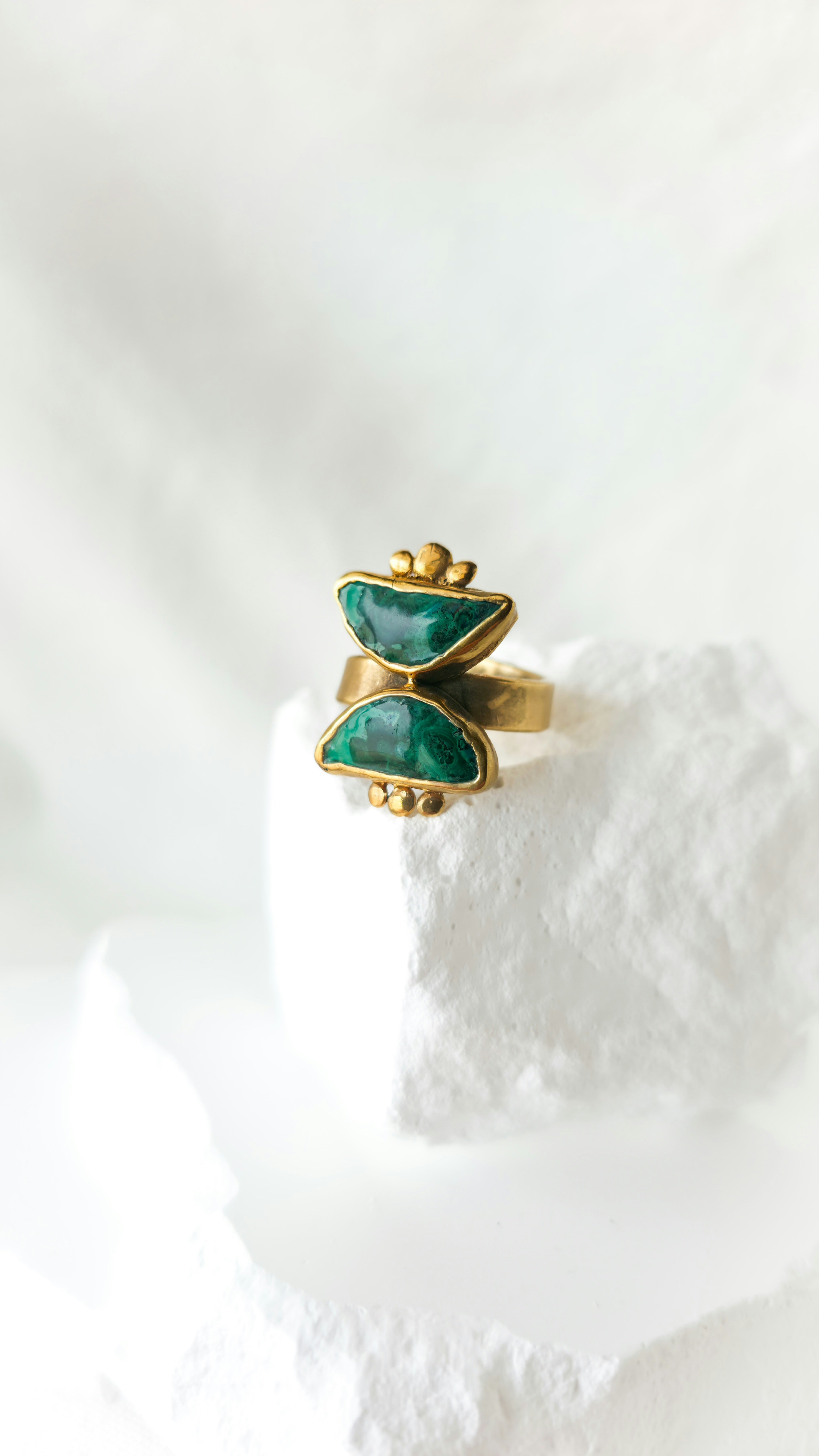Hathor Hourglass of Time Ring