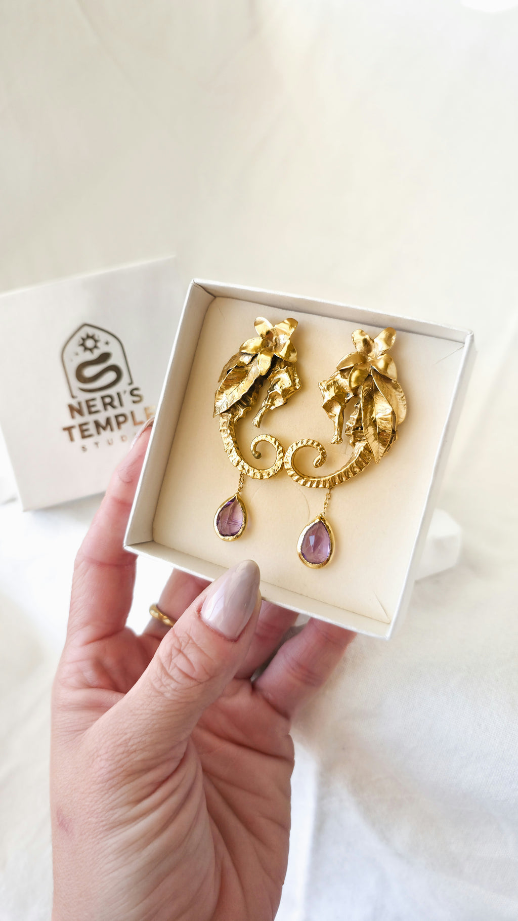 Queen of The Reef - Amethyst Edition