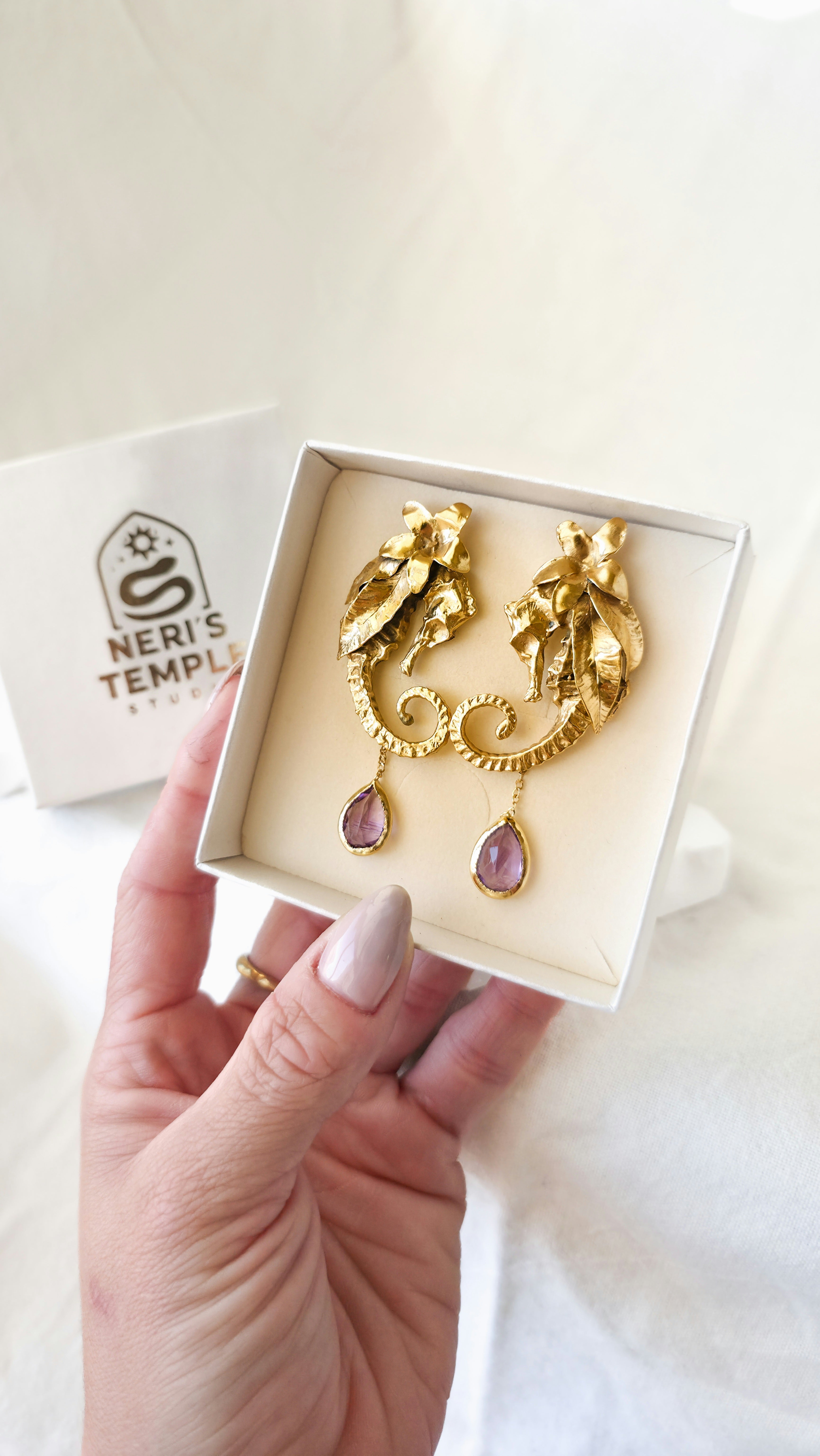 Queen of The Reef - Amethyst Edition