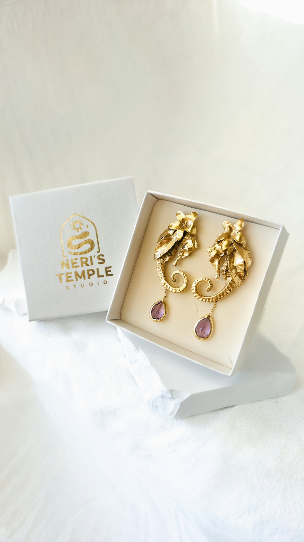 Queen of The Reef - Amethyst Edition