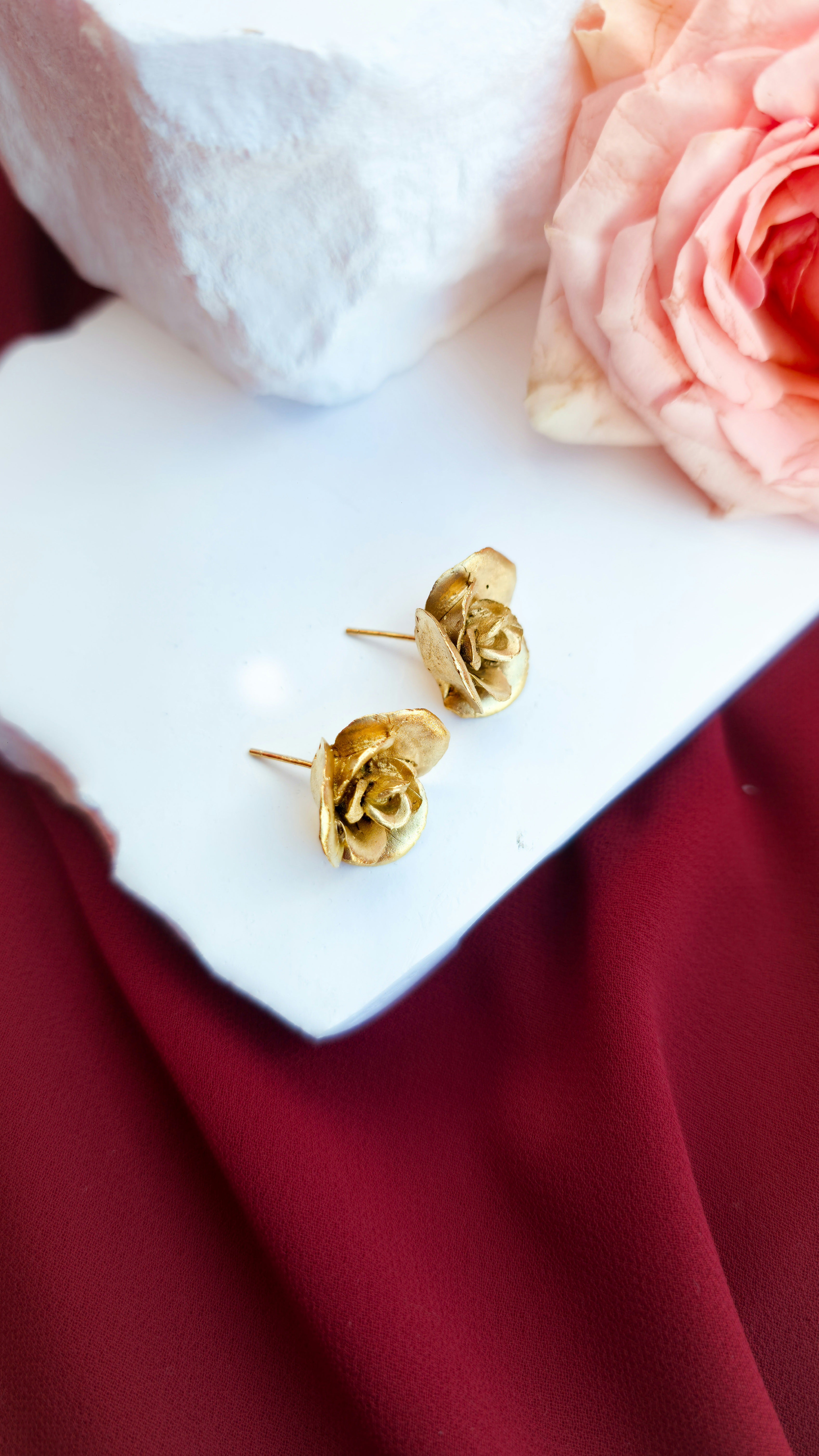 Rosebud Earrings M